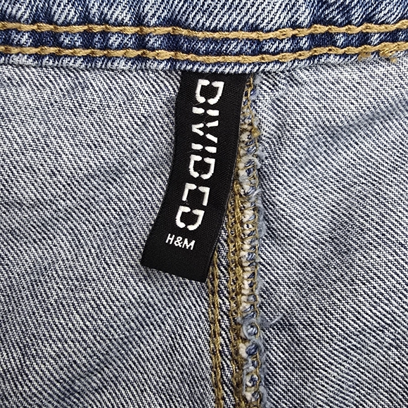 H&M Divided Denim Button-Front Mini Skirt – Size 6 - Picture 4 of 5